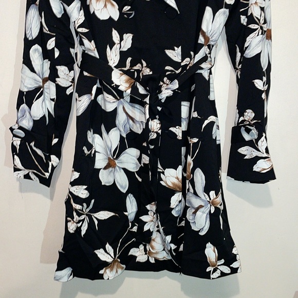 Black and Cream Floral Coat Dress Large NWT - Picture 4 of 6